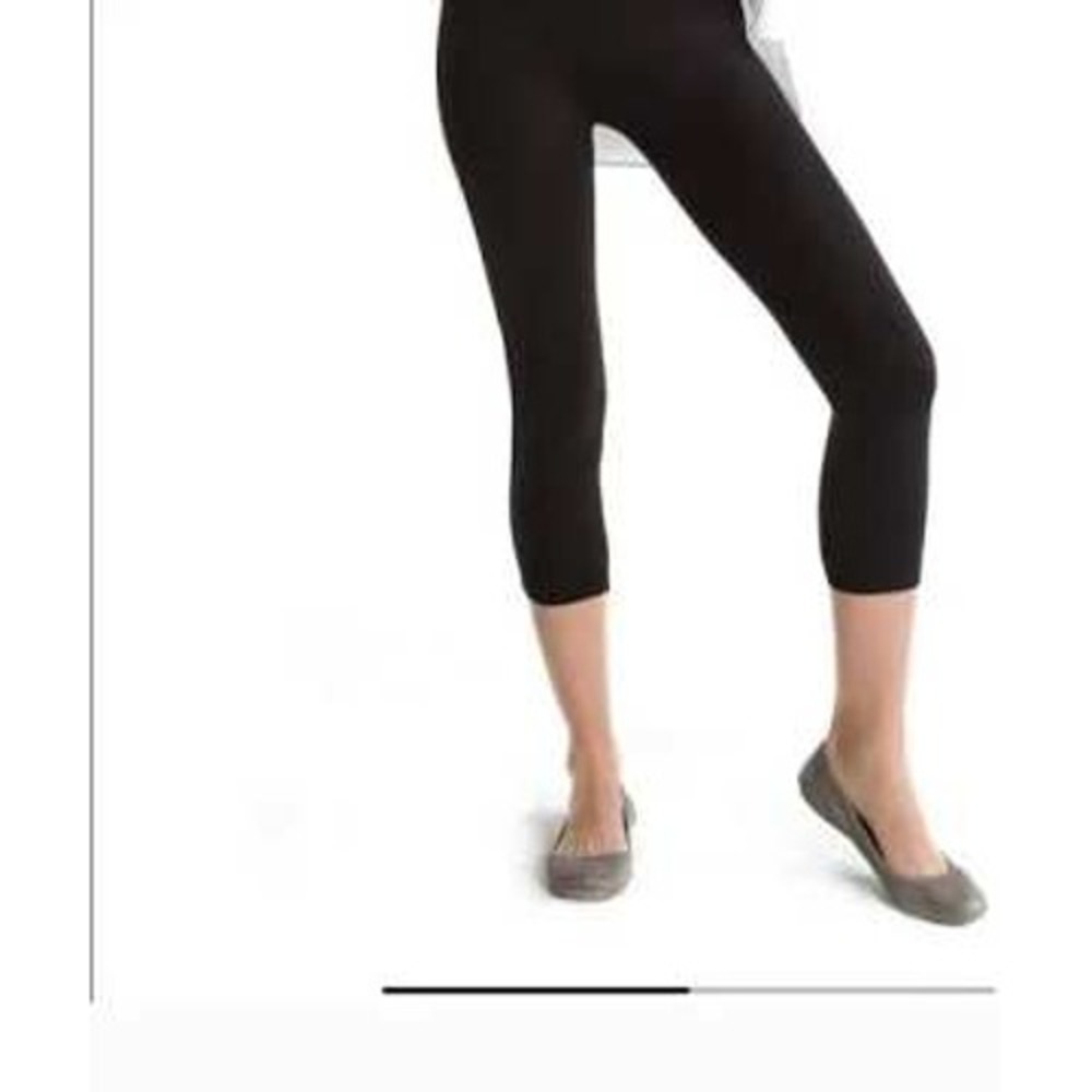Authentic‎ SPANX High-Waisted Seamless Capri Leggings Black. M Shapewear